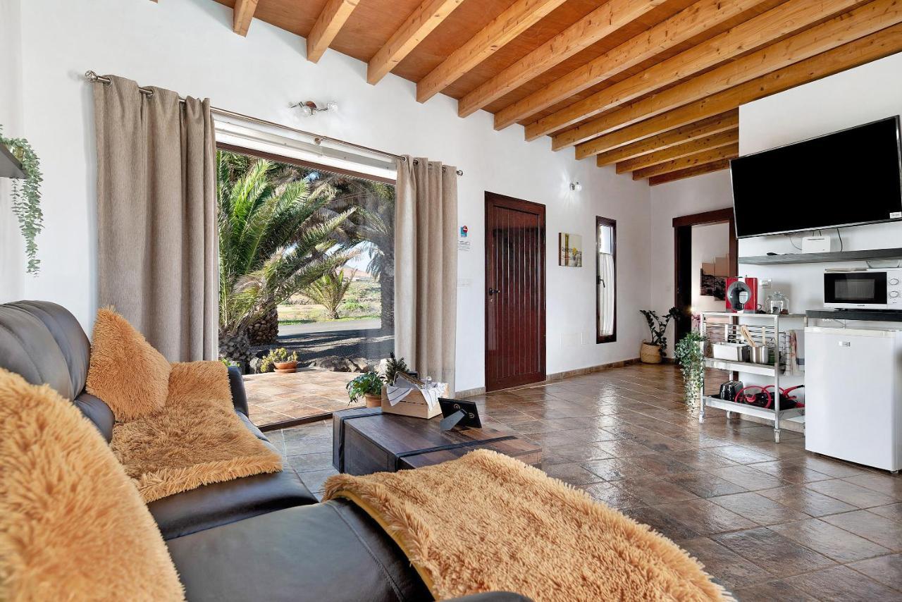 Casa Guenia I Villa Teguise  Exteriör bild