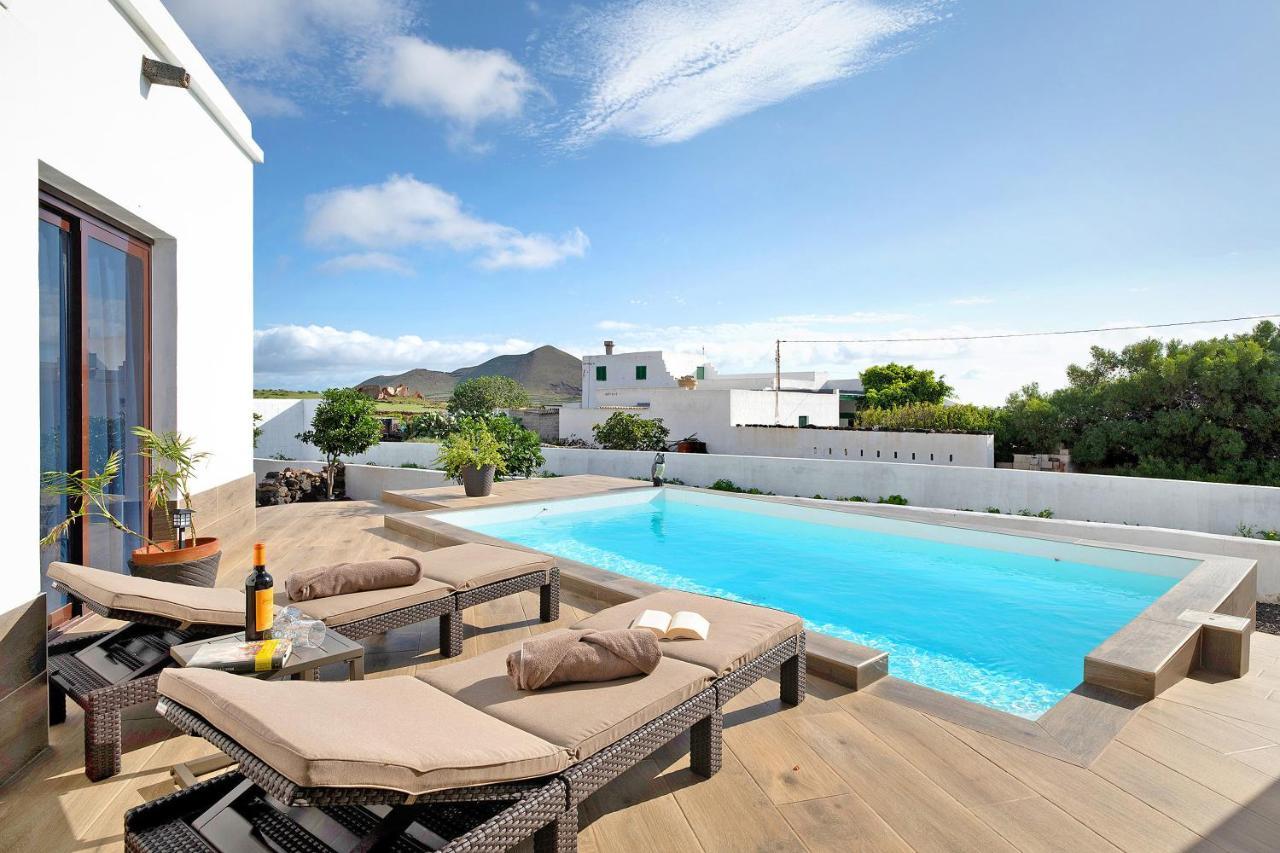 Casa Guenia I Villa Teguise  Exteriör bild